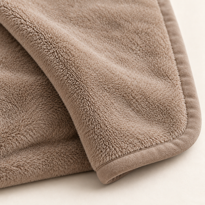 Lunaveller Soft Plush Pet Blanket – Taupe Cozy Fleece Throw Blanket for Cats & Dogs