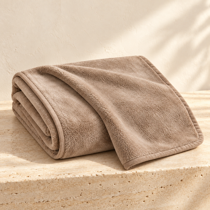 Lunaveller Soft Plush Pet Blanket – Taupe Cozy Fleece Throw Blanket for Cats & Dogs