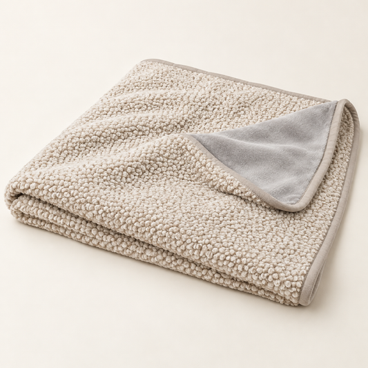 Lunaveller Sherpa Plush Pet Blanket – Double-Sided Cozy Throw Blanket for Cats & Dogs