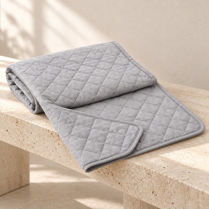 Lunaveller Quilted Gray Pet Blanket – Soft Diamond Stitch Throw Blanket for Cats & Dogs