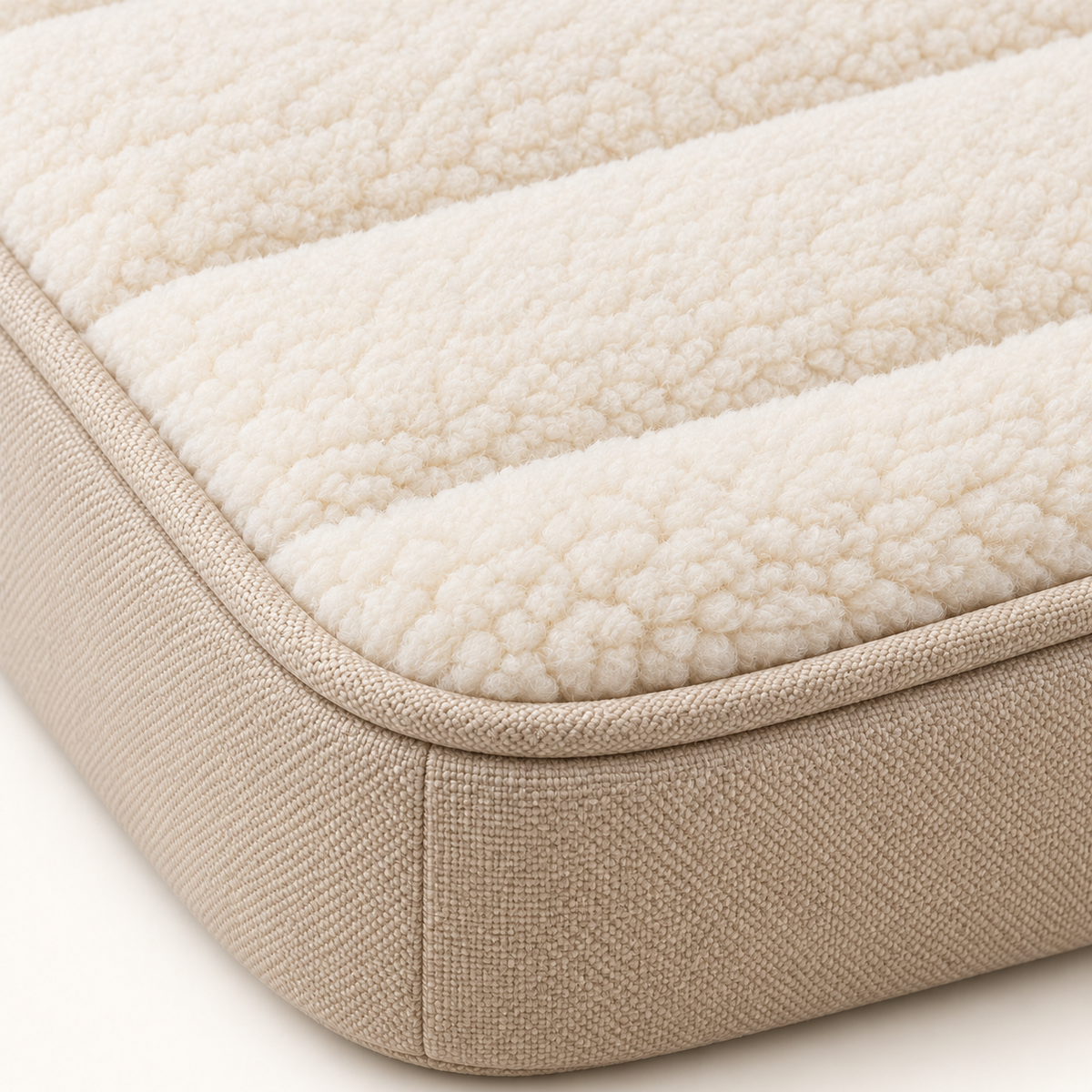 Lunaveller Cream Quilted Pet Sleep Mat – Soft Plush Cushion Pad for Cats & Dogs